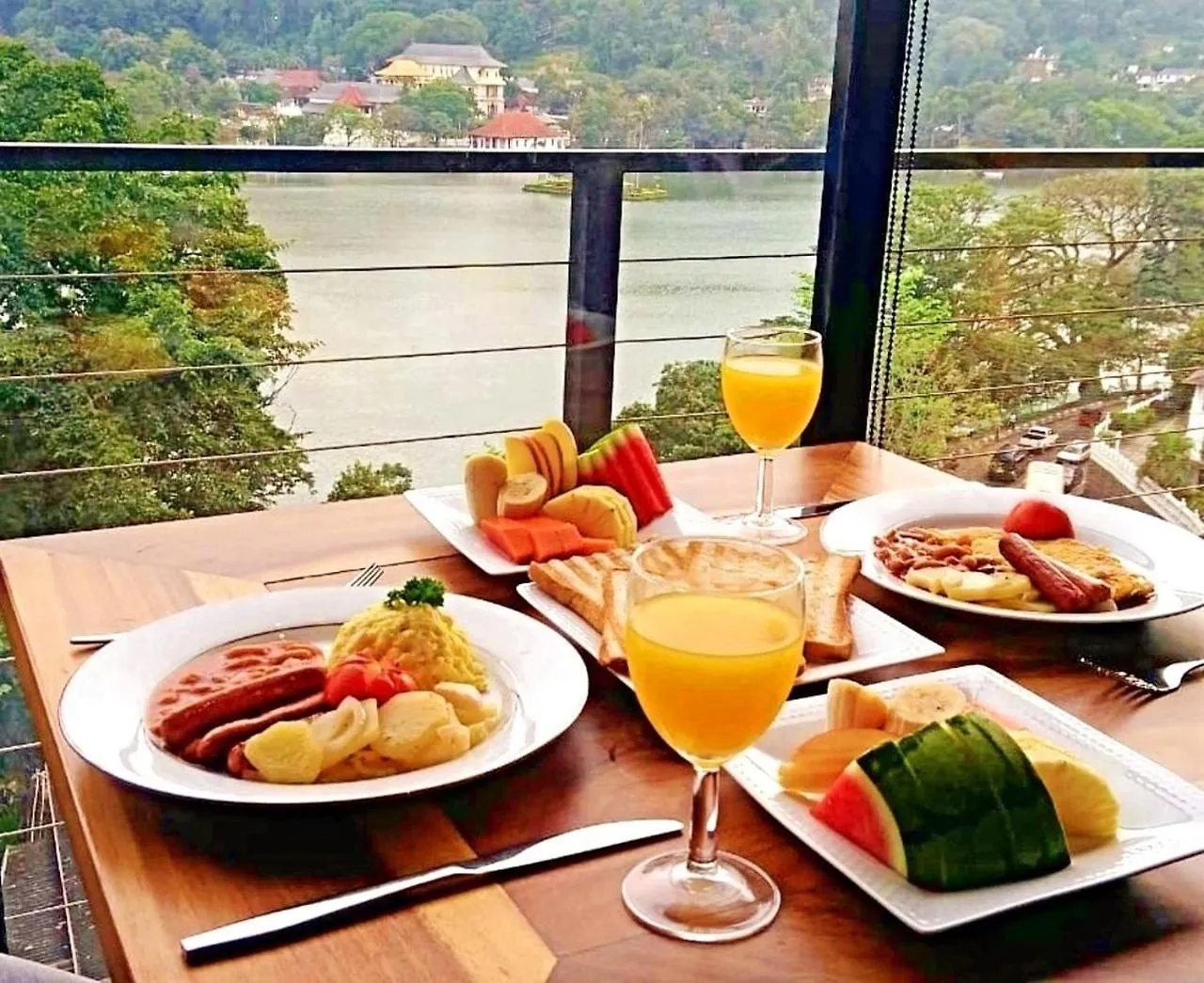 Hotel Lakewood Residence Kandy