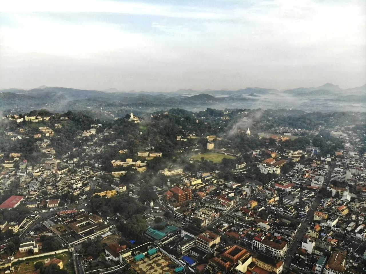 Hotel Lakewood Residence Kandy